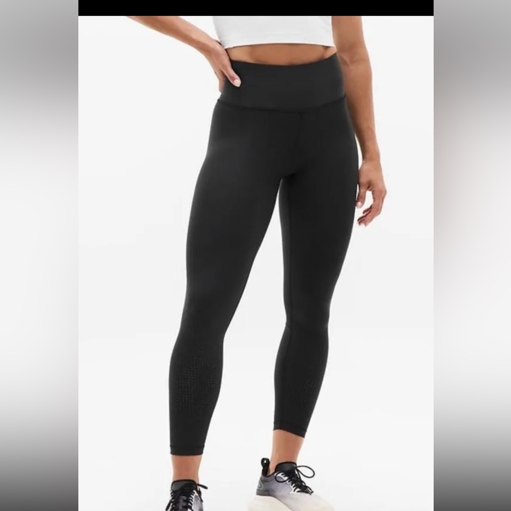 Athleta Interval high rise perforated‎ leggings size M